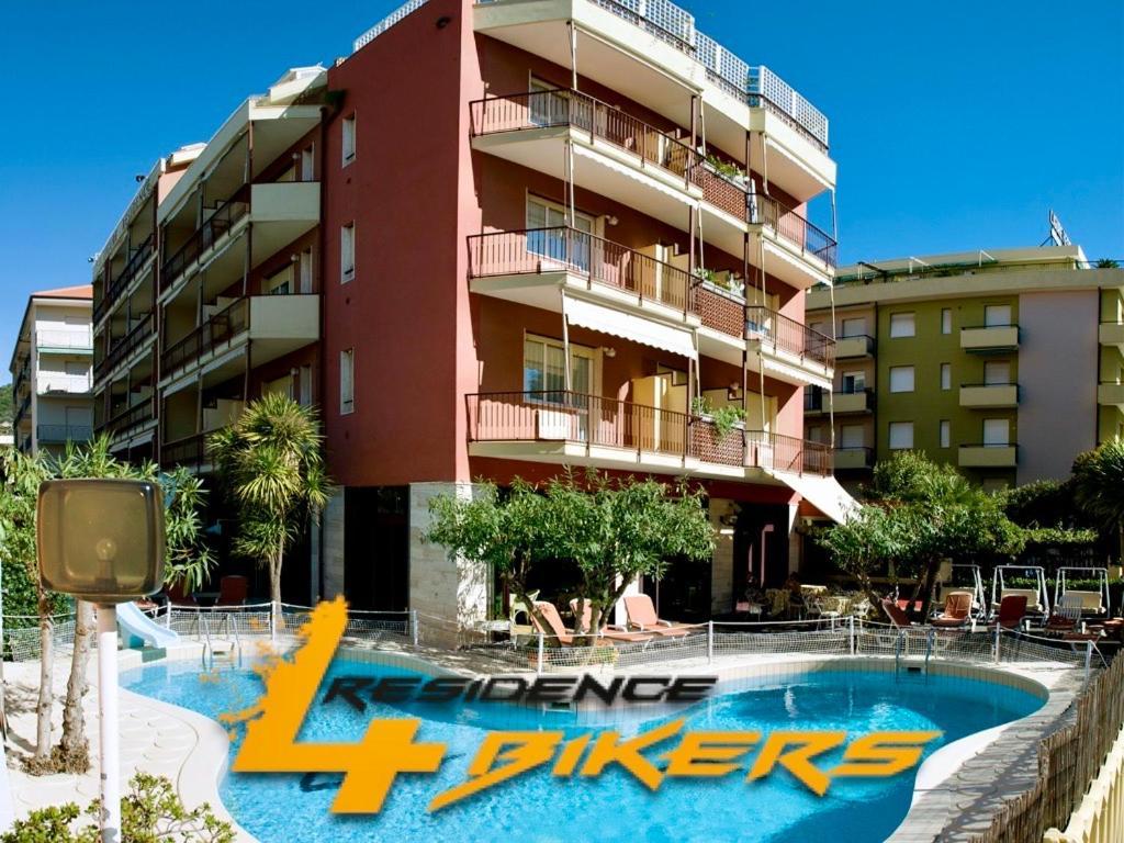 Ligure Residence Pietra Ligure Bagian luar foto