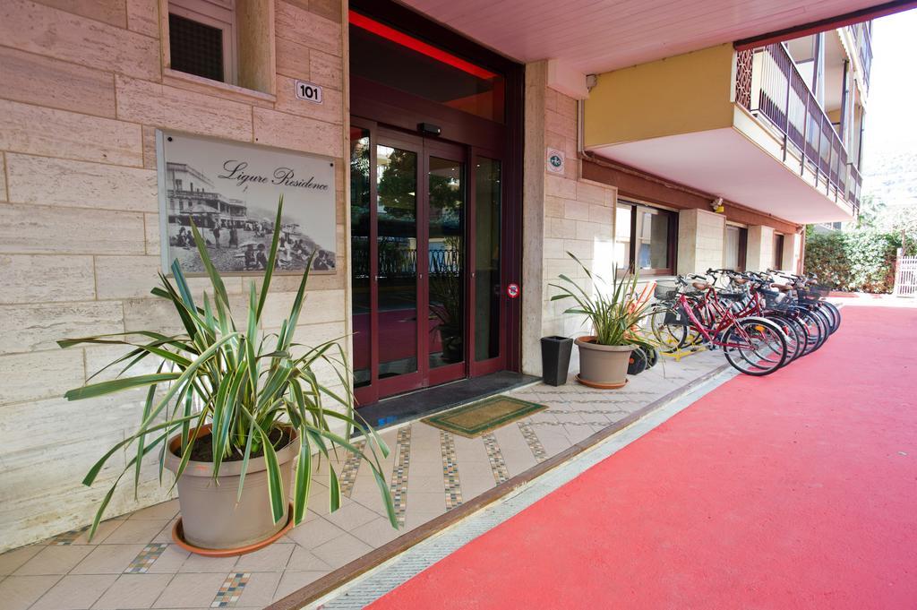 Ligure Residence Pietra Ligure Bagian luar foto