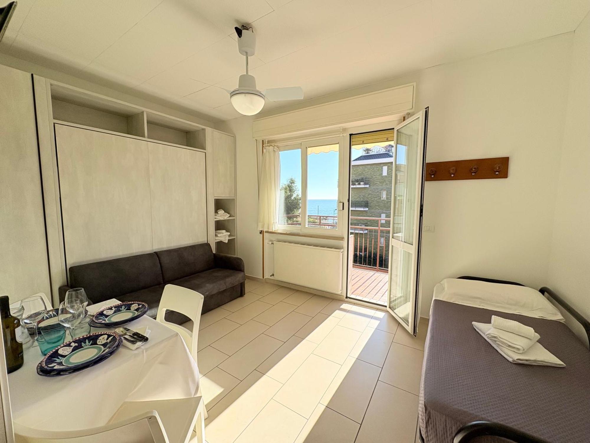 Ligure Residence Pietra Ligure Bagian luar foto
