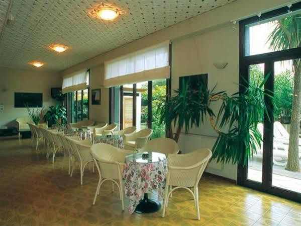 Ligure Residence Pietra Ligure Bagian luar foto
